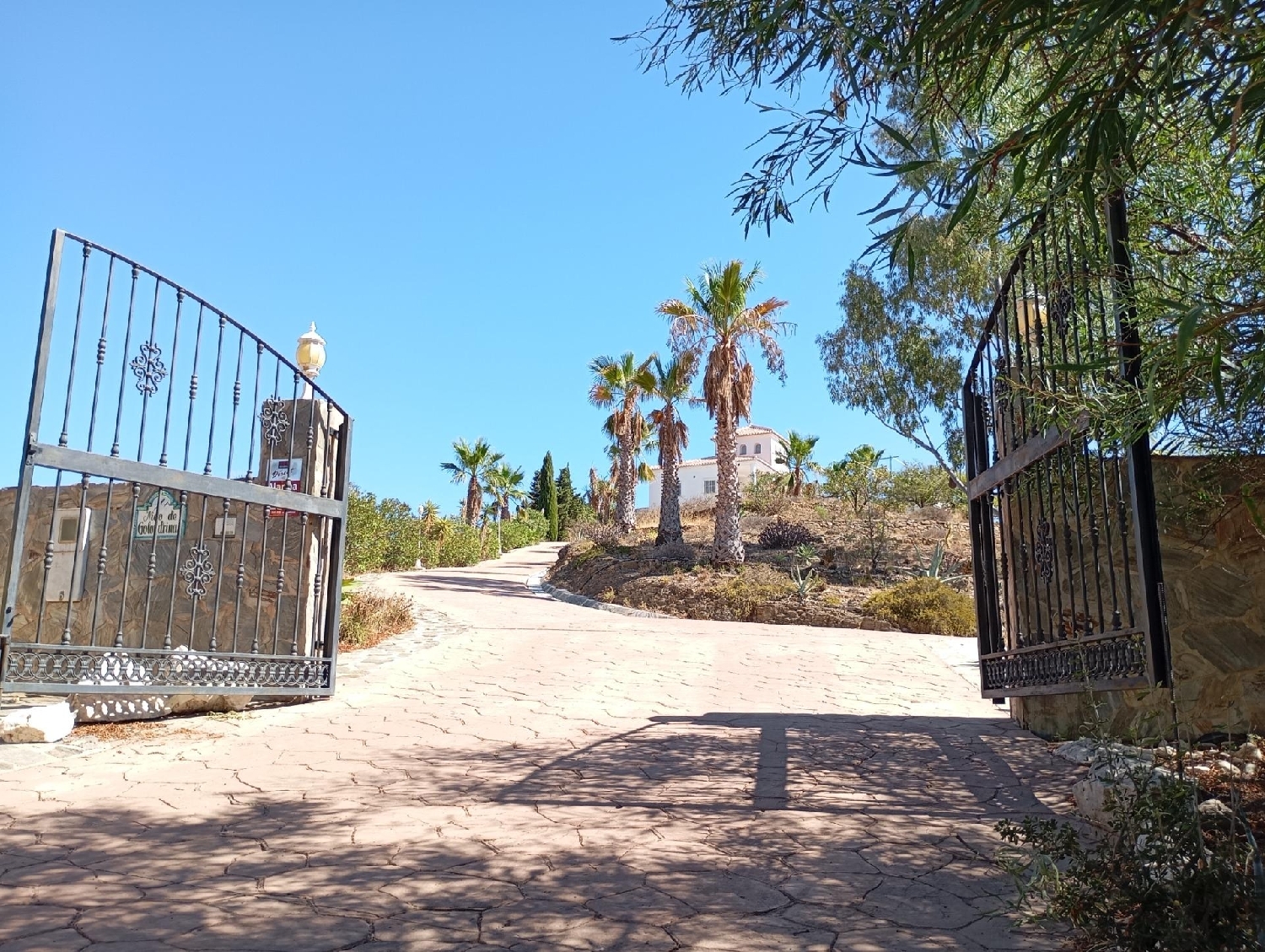  te koop villa Sayalonga Axarquía 6