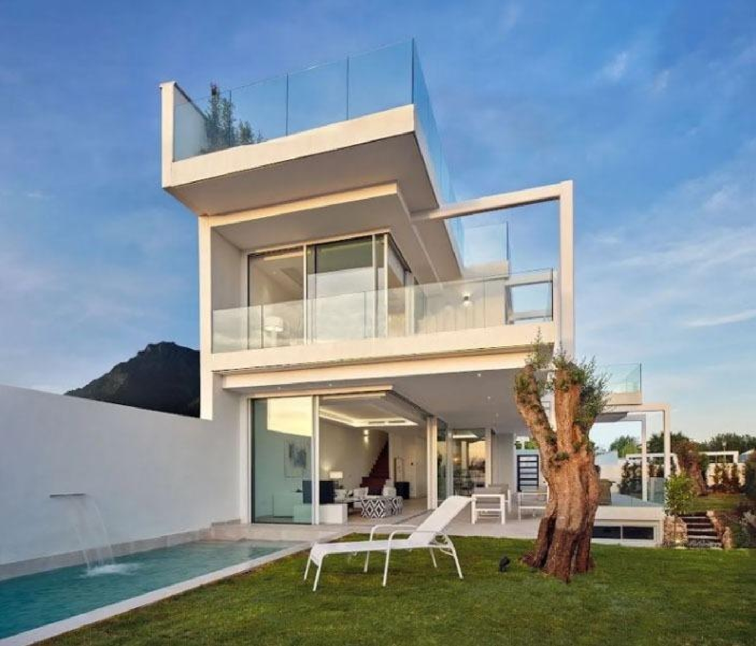  till salu villa Sierra Blanca Costa Del Sol Occidental 1