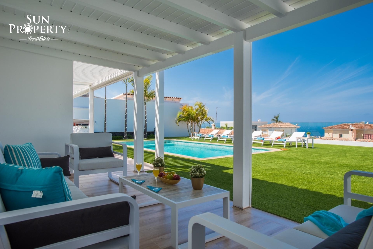  till salu villa Torviscas Zona Sur 5
