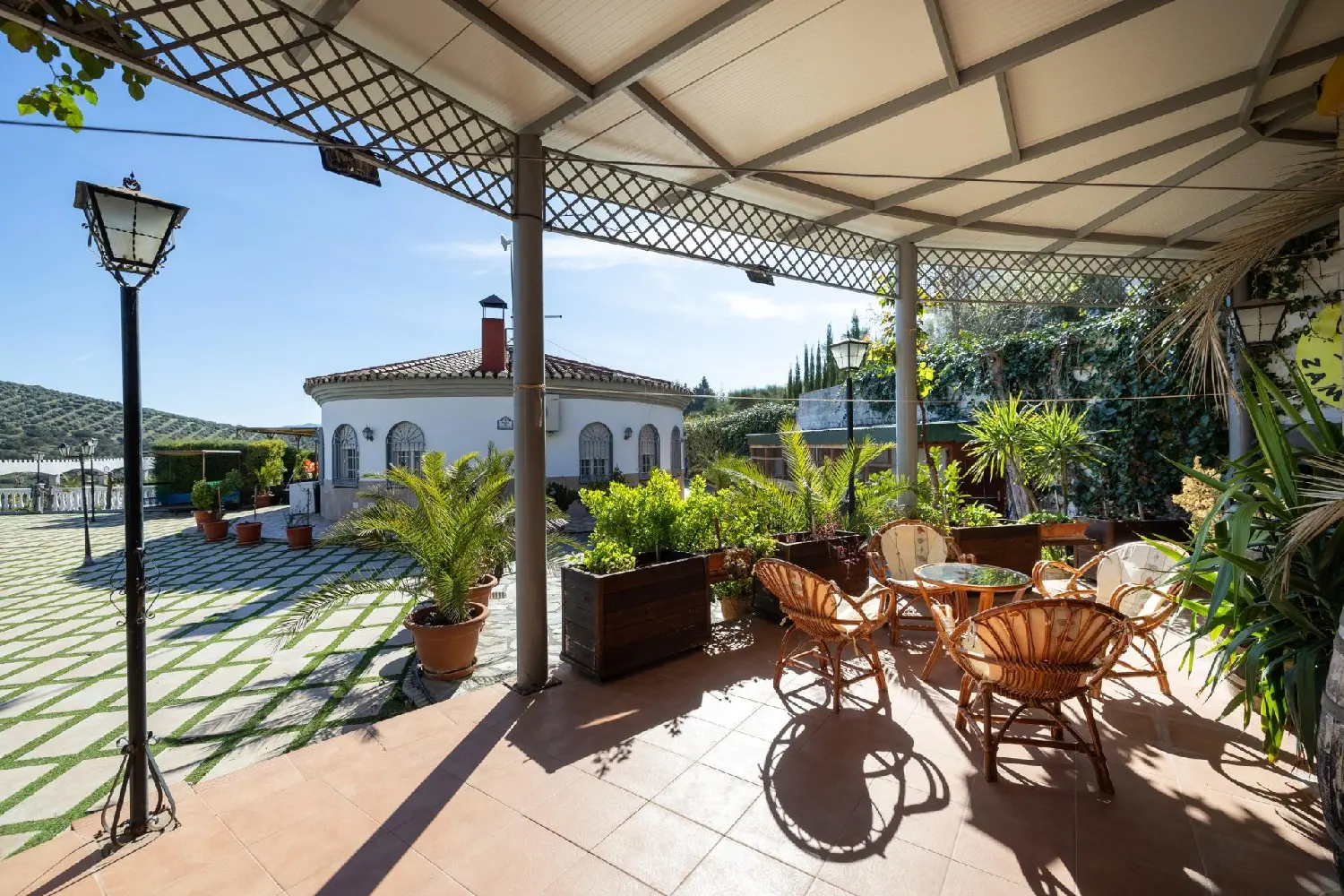  till salu villa Tozar Loja 1