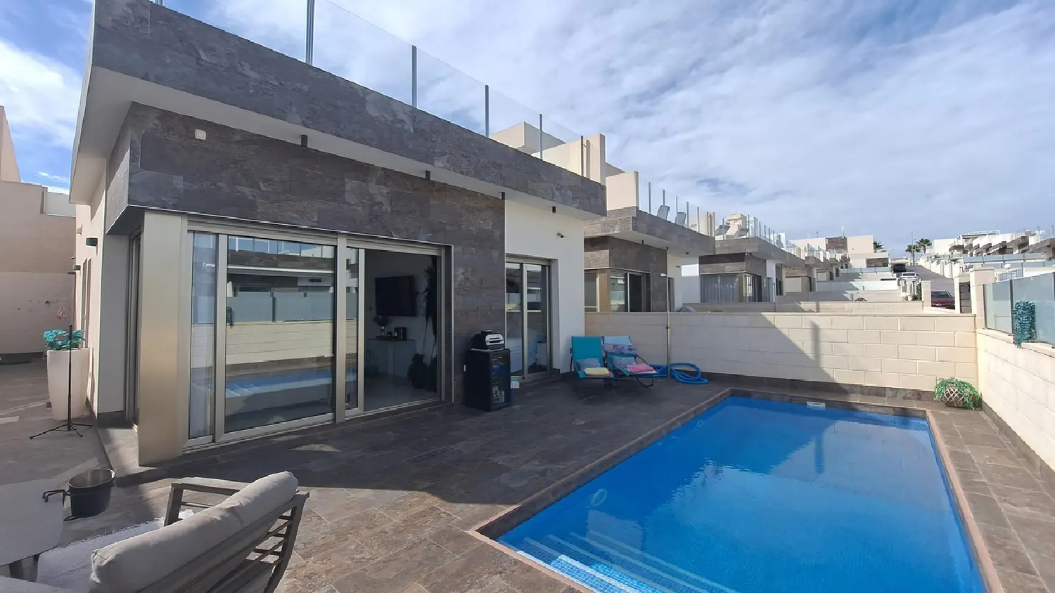 till salu villa Urbanización Lomas De Don Juan Baix Segura 3