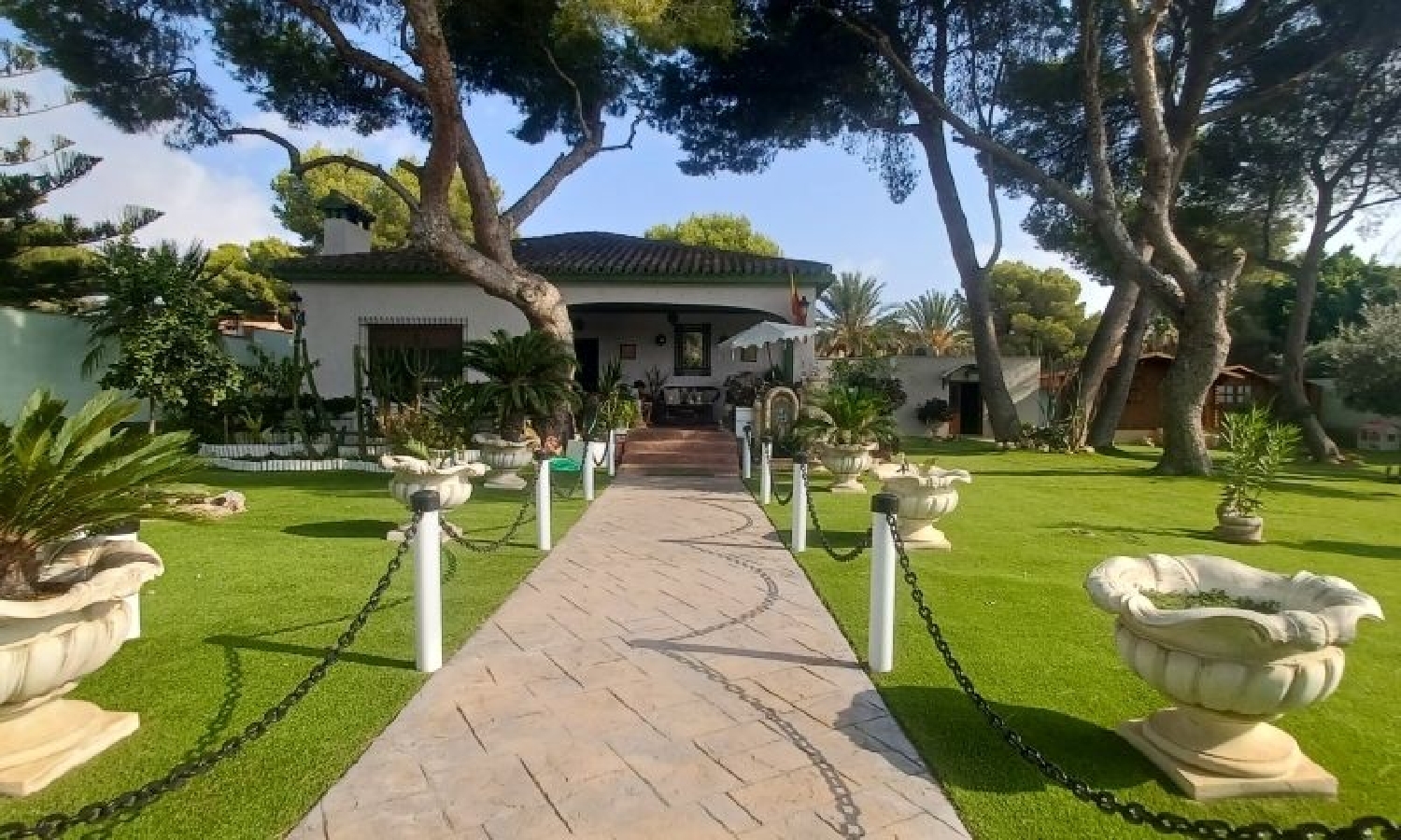 till salu villa Urbanización La Florida Baix Segura 2