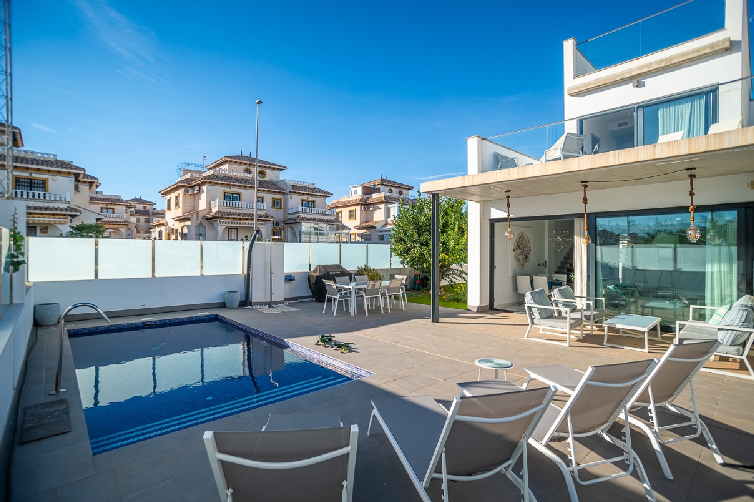  till salu villa Urbanización La Regía Baix Segura 5