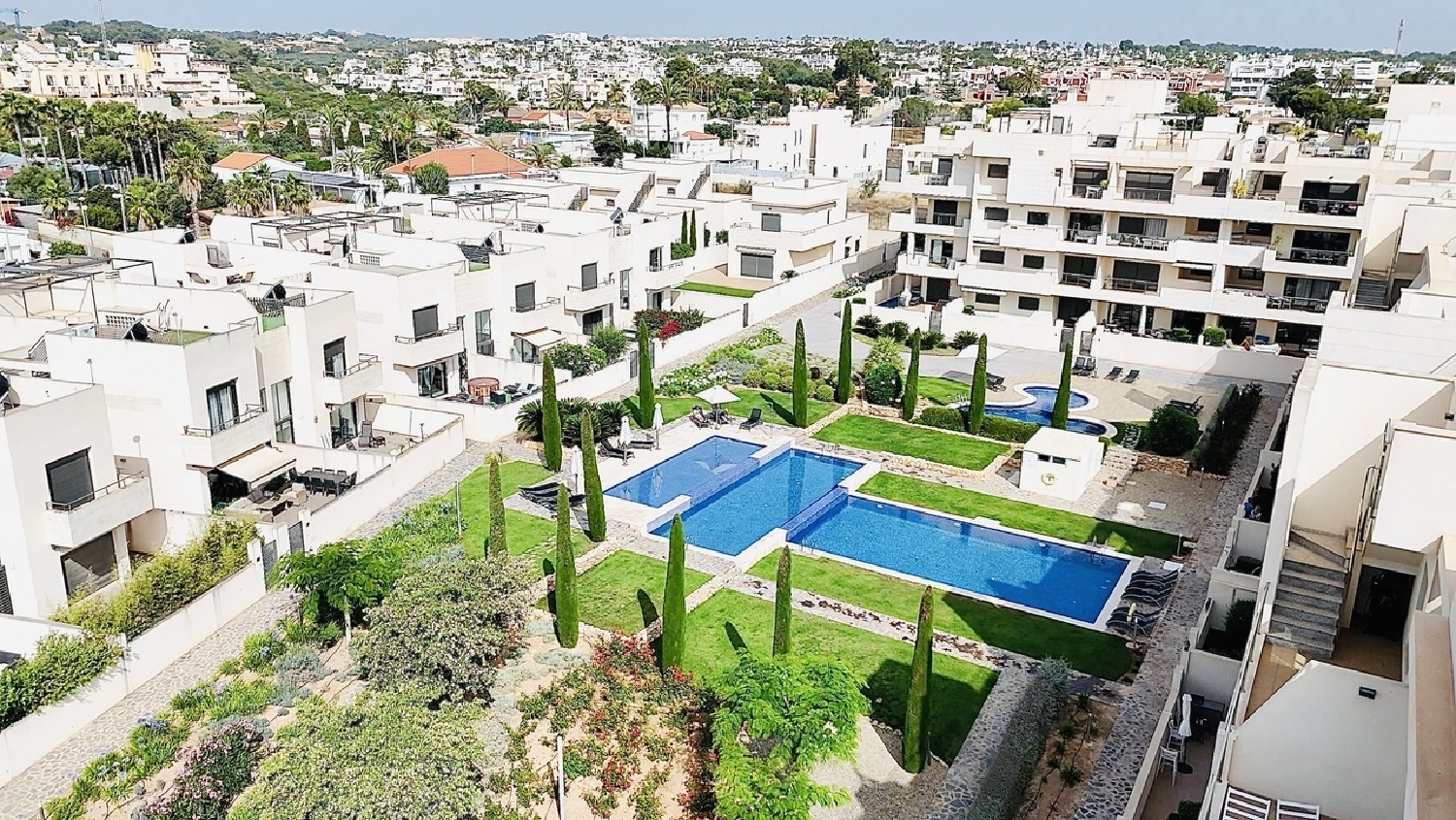 till salu villa Urbanización La Florida Baix Segura 1