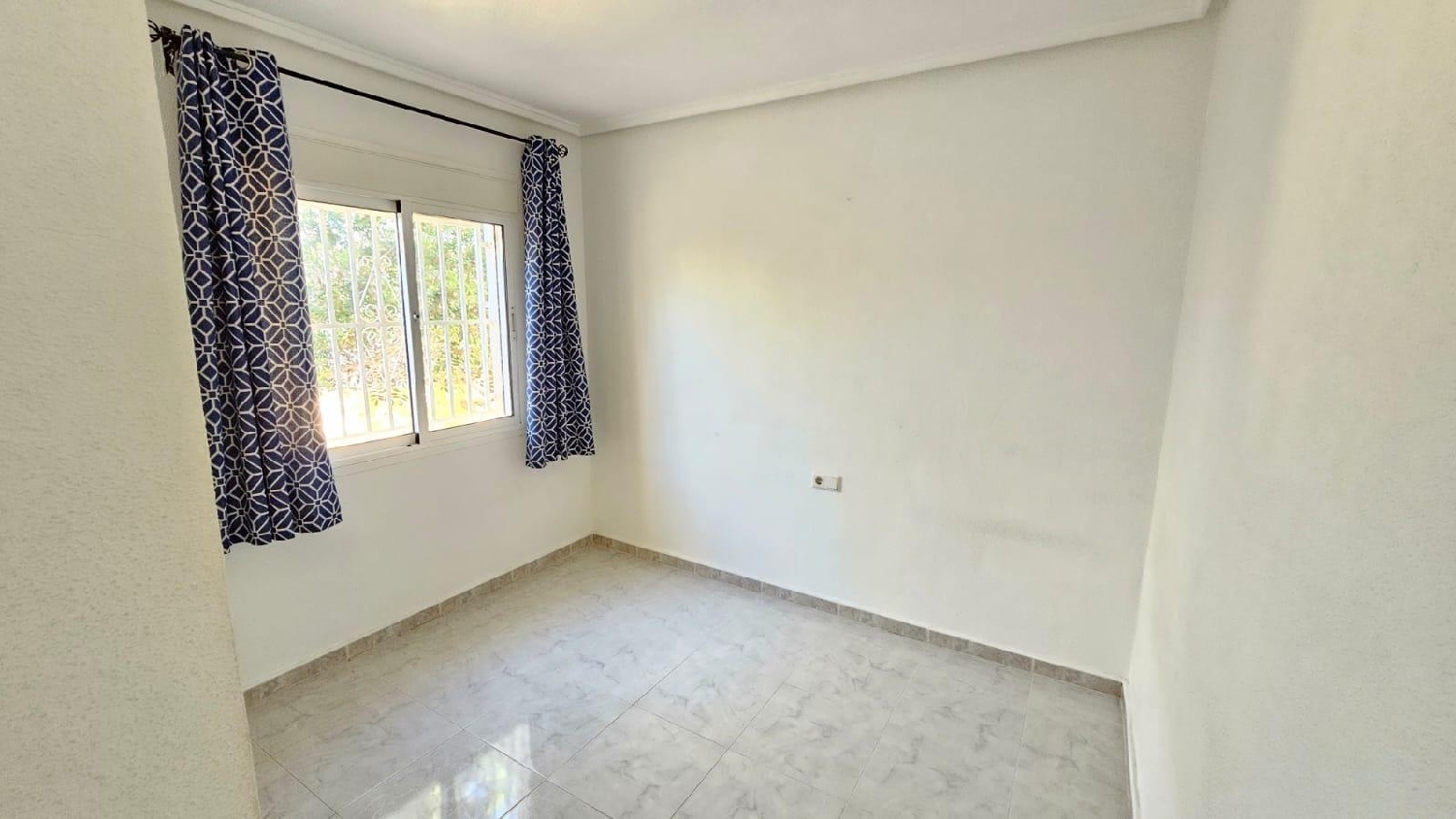  till salu villa Rojales Baix Segura 11