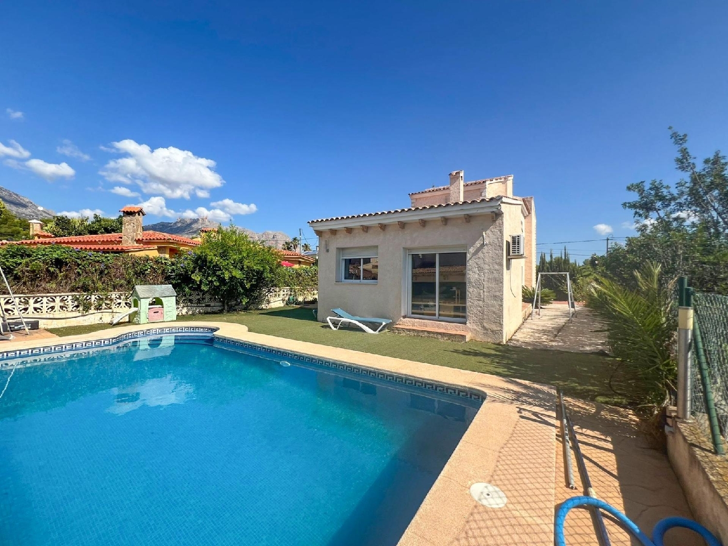  till salu villa Urbanización Torres Marina Baixa 2