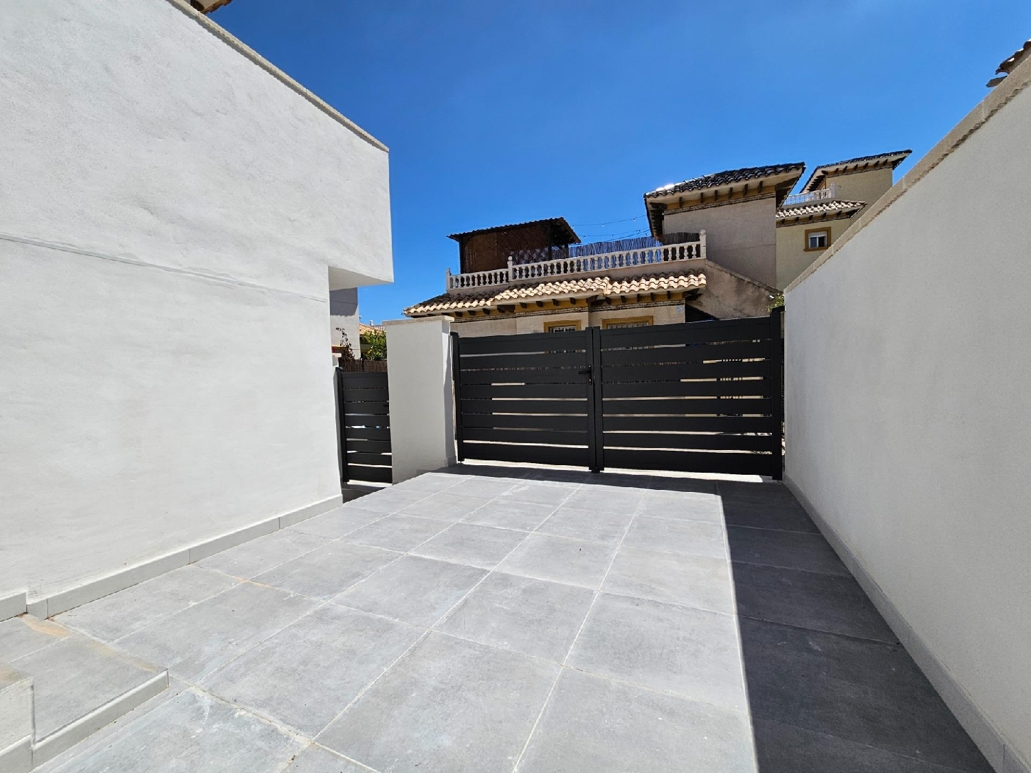  till salu villa Villamartín Baix Segura 5