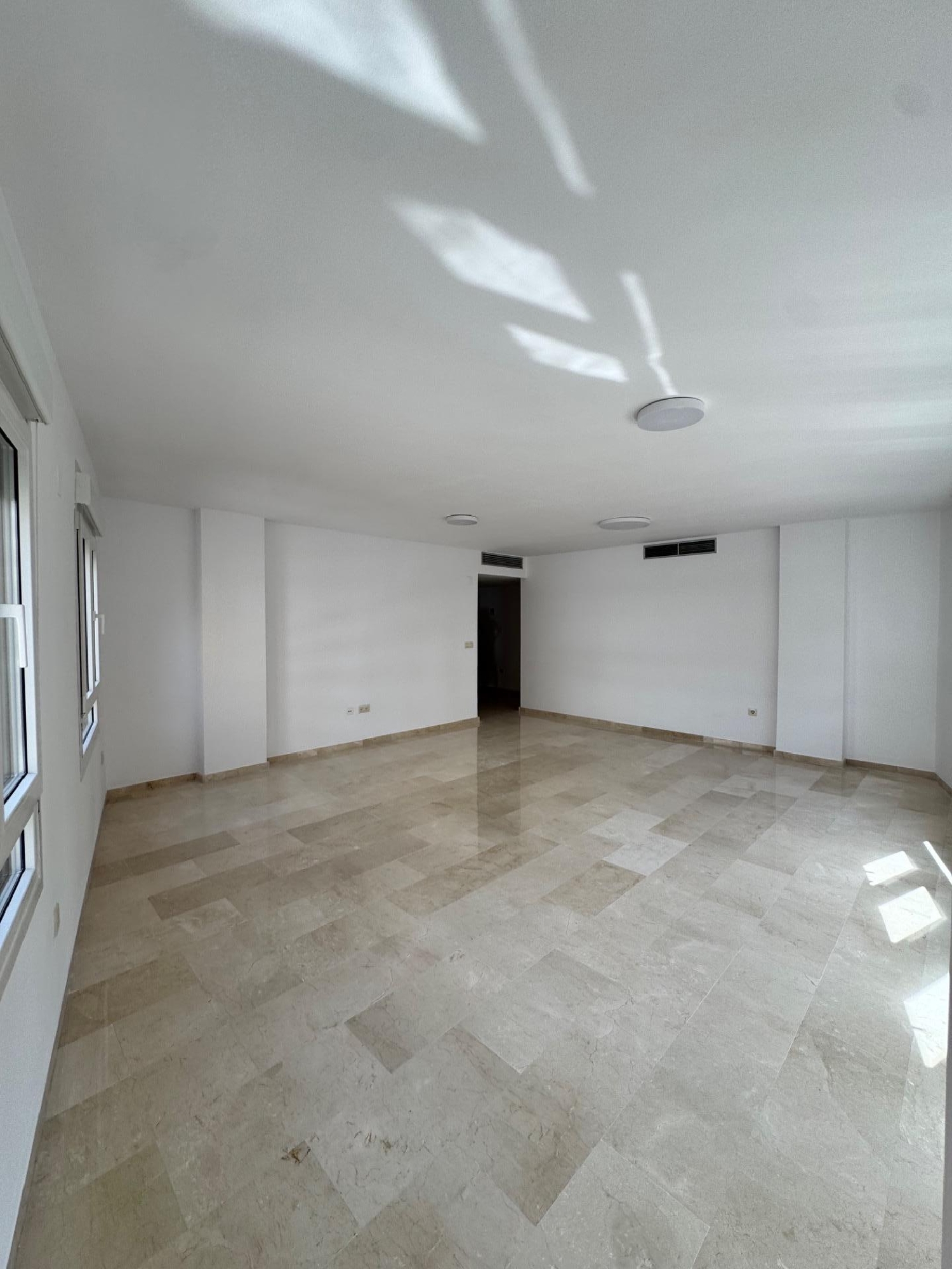 till salu lägenhet Alicante Centro 03001 Alacantí 4