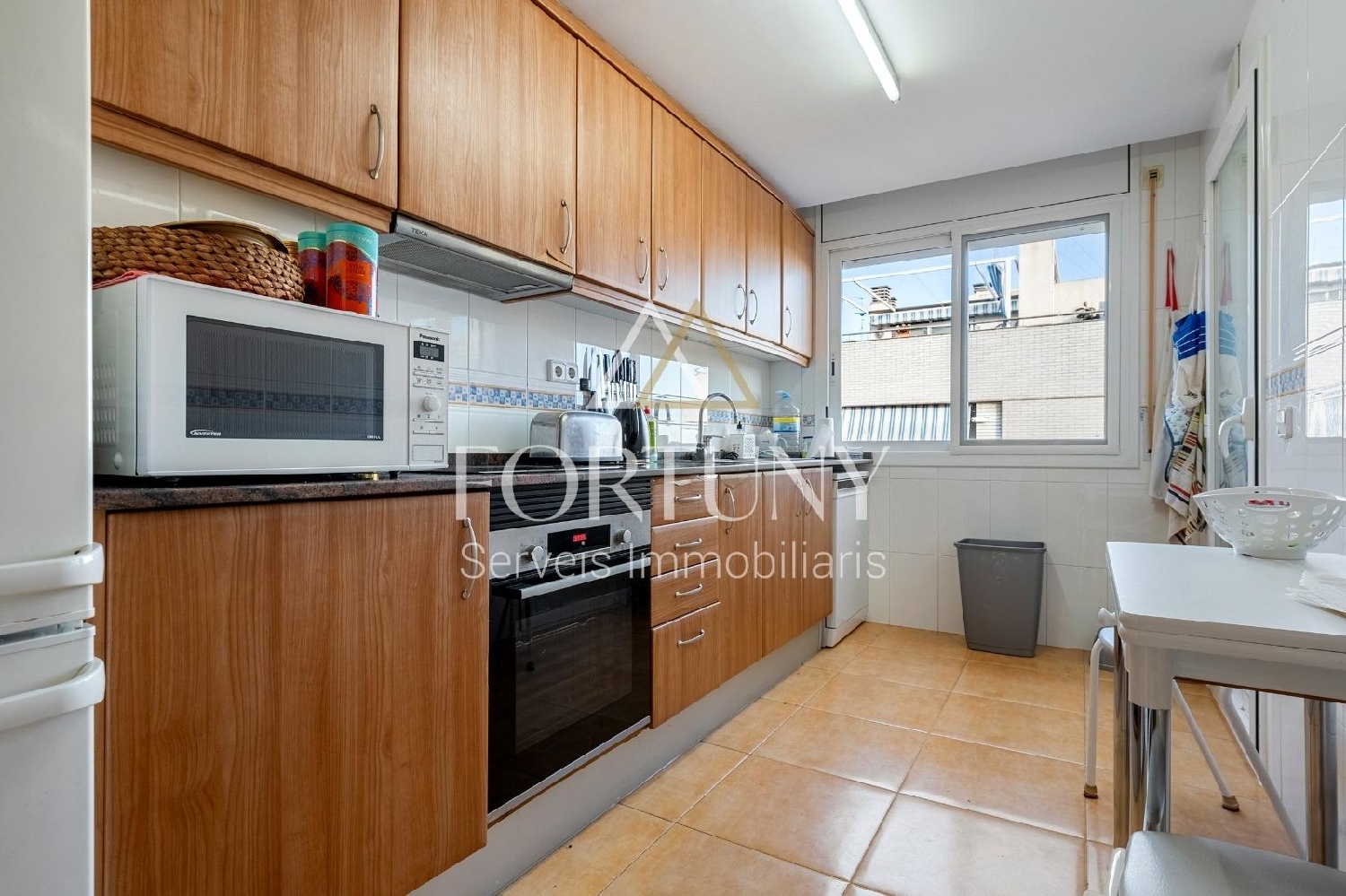  for sale apartment Barriada Les Tres Creus Bages 5