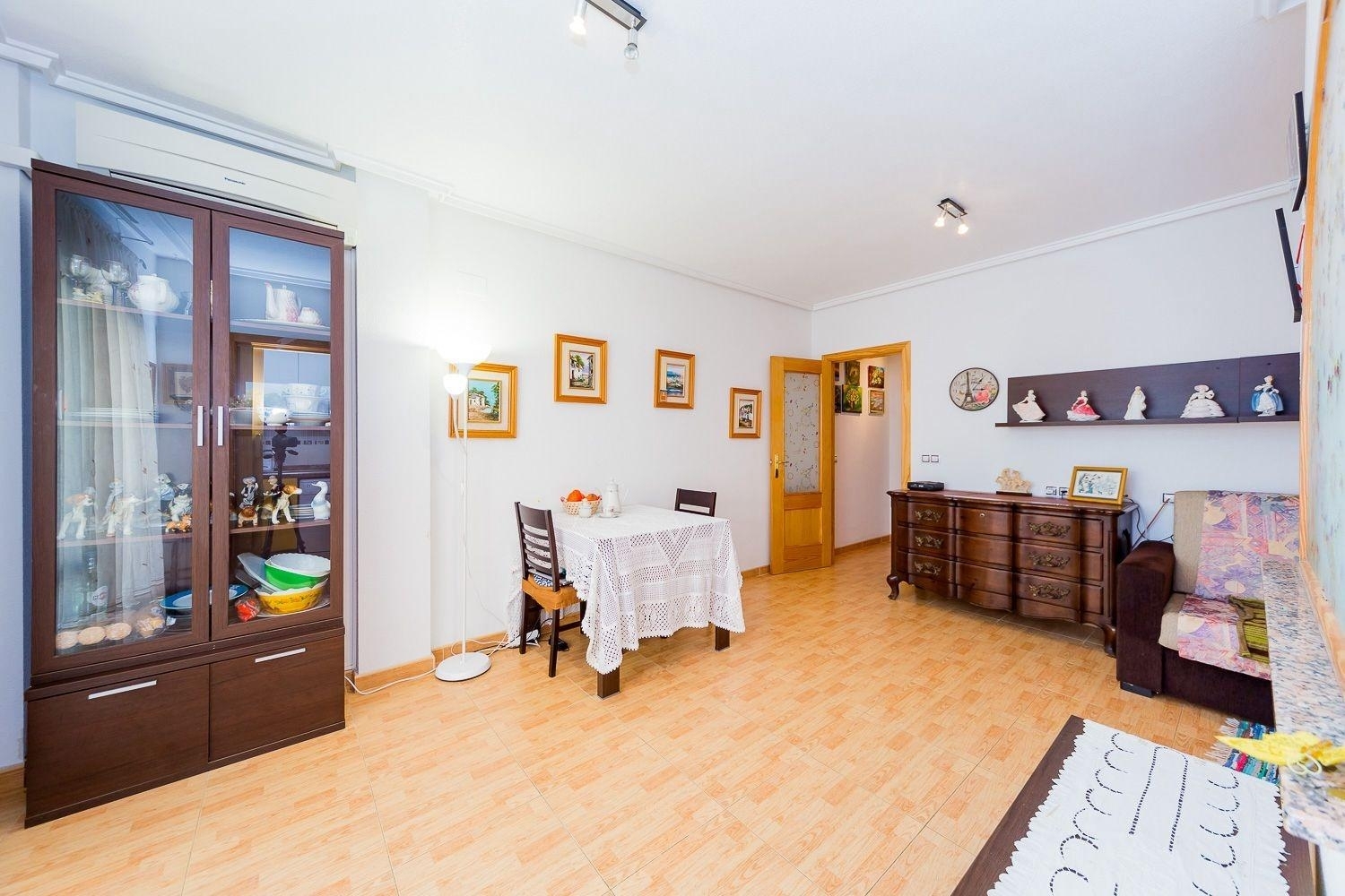  till salu lägenhet Torrevieja Baix Segura 2