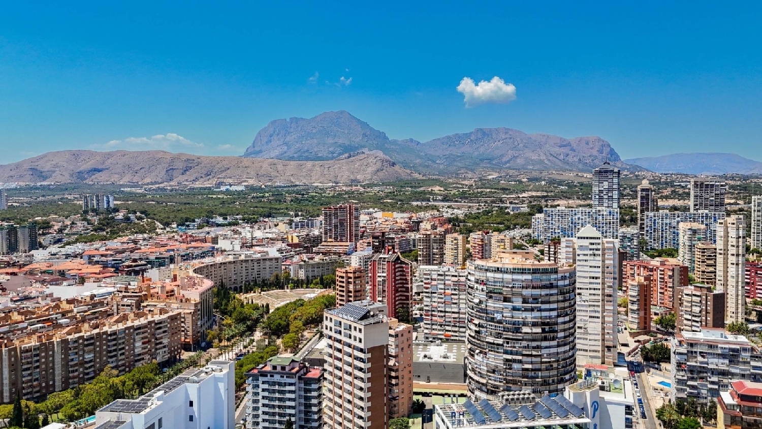  en venta local comercial Benidorm Marina Baixa 6