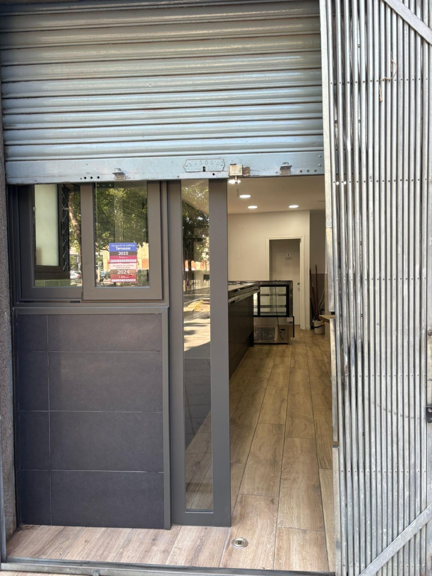  en venta local comercial Sant Adrià De Besòs Barcelonès 4