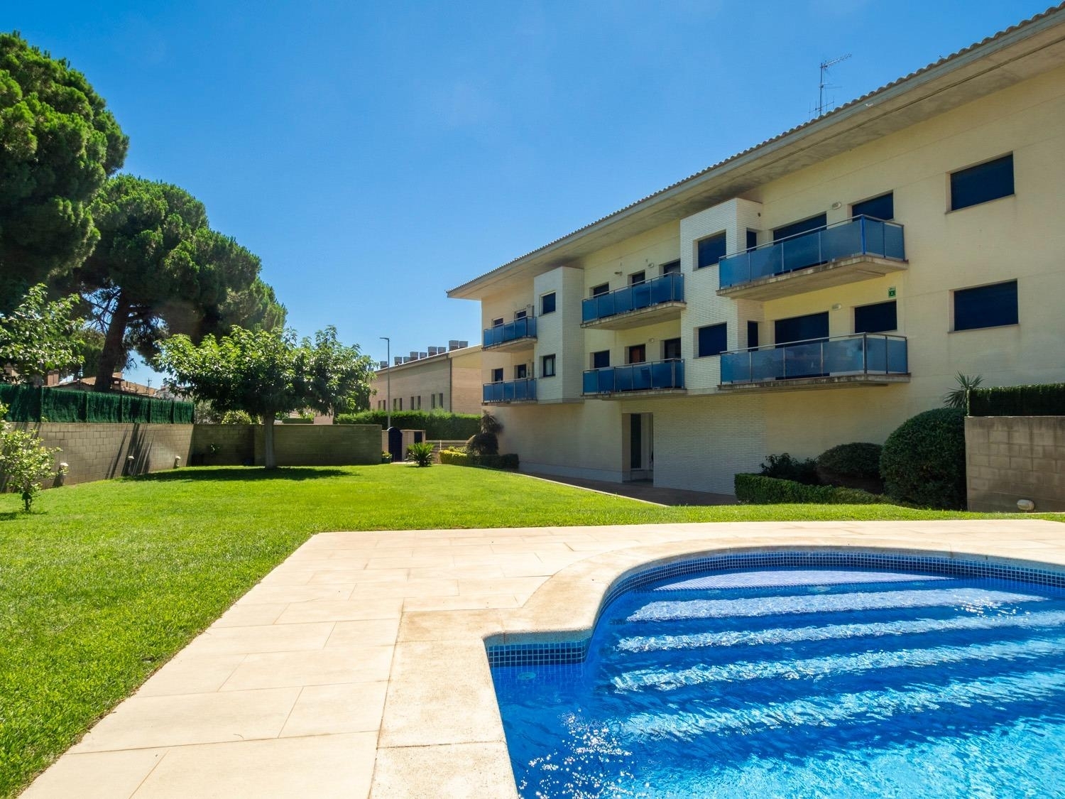 for sale duplex L'escala Alt Empordà 2