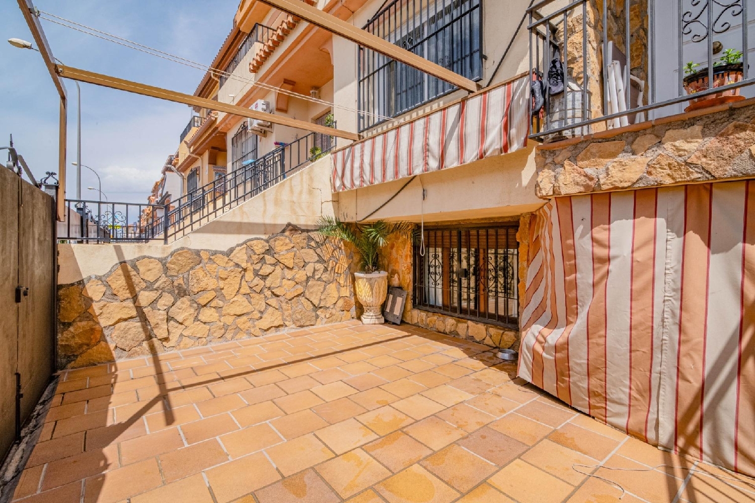 till salu hus Belicena Vega De Granada 2