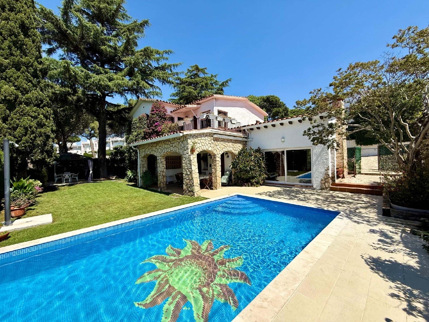  till salu hus Castell-Platja D'aro Baix Empordà 1