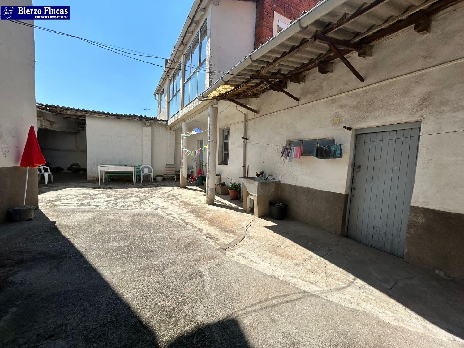te koop huis Cuadros León 2