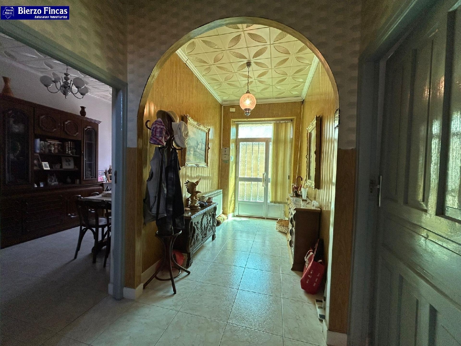  te koop huis Cuadros León 8