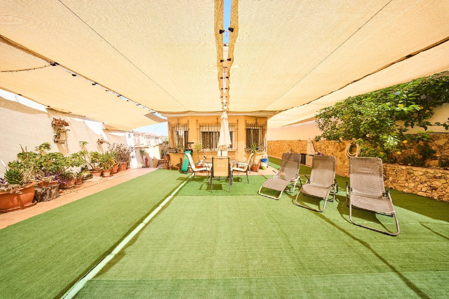  te koop huis Jun Vega De Granada 2
