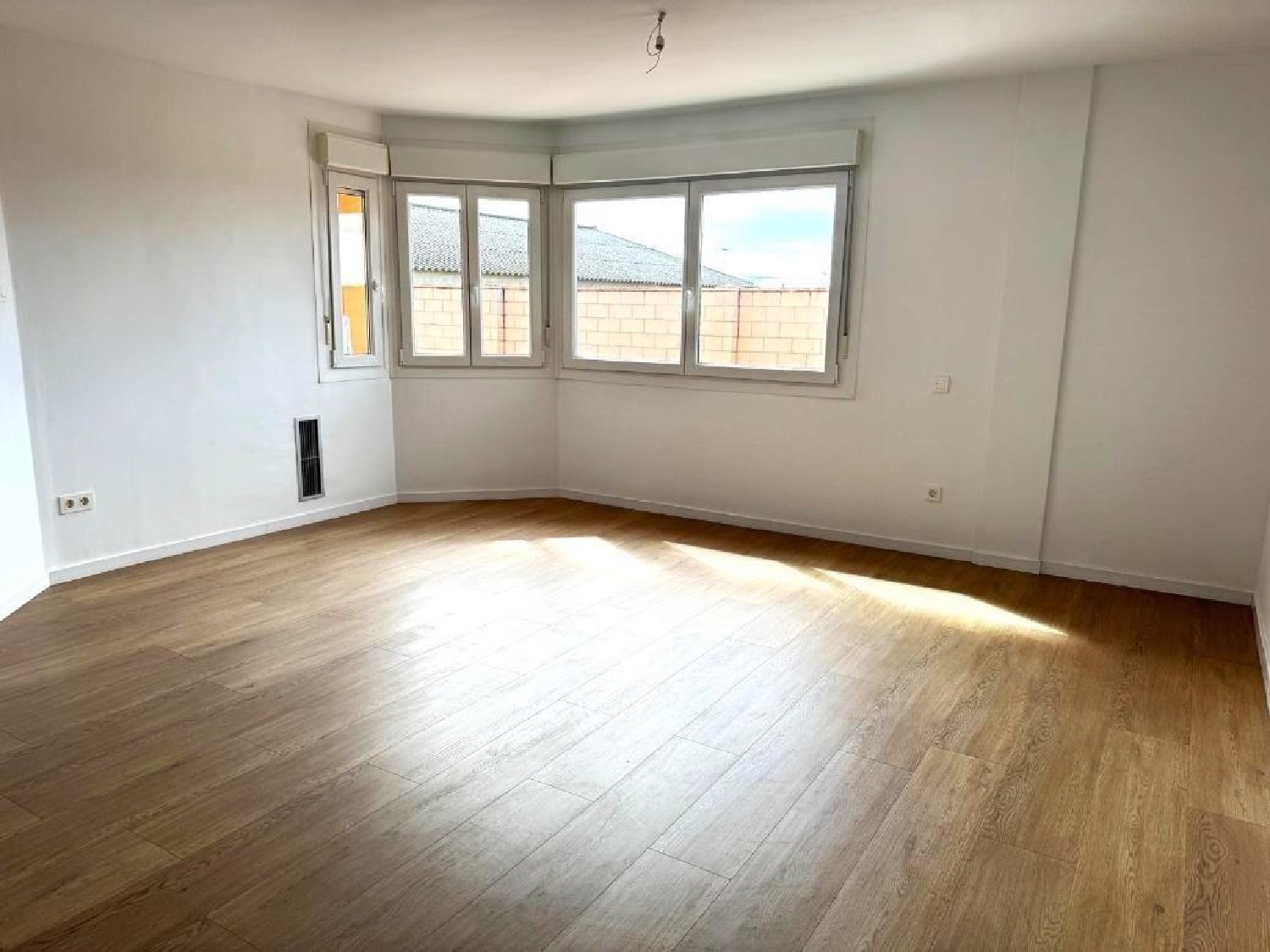  te koop huis Luceni Ribera Alta Del Ebro (La) 2