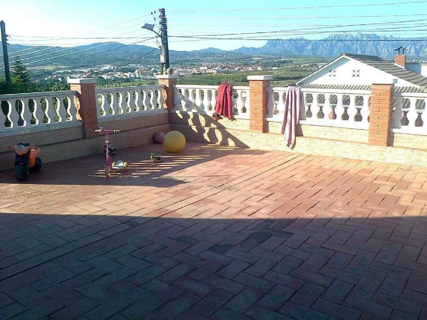 till salu hus Piera Anoia 2