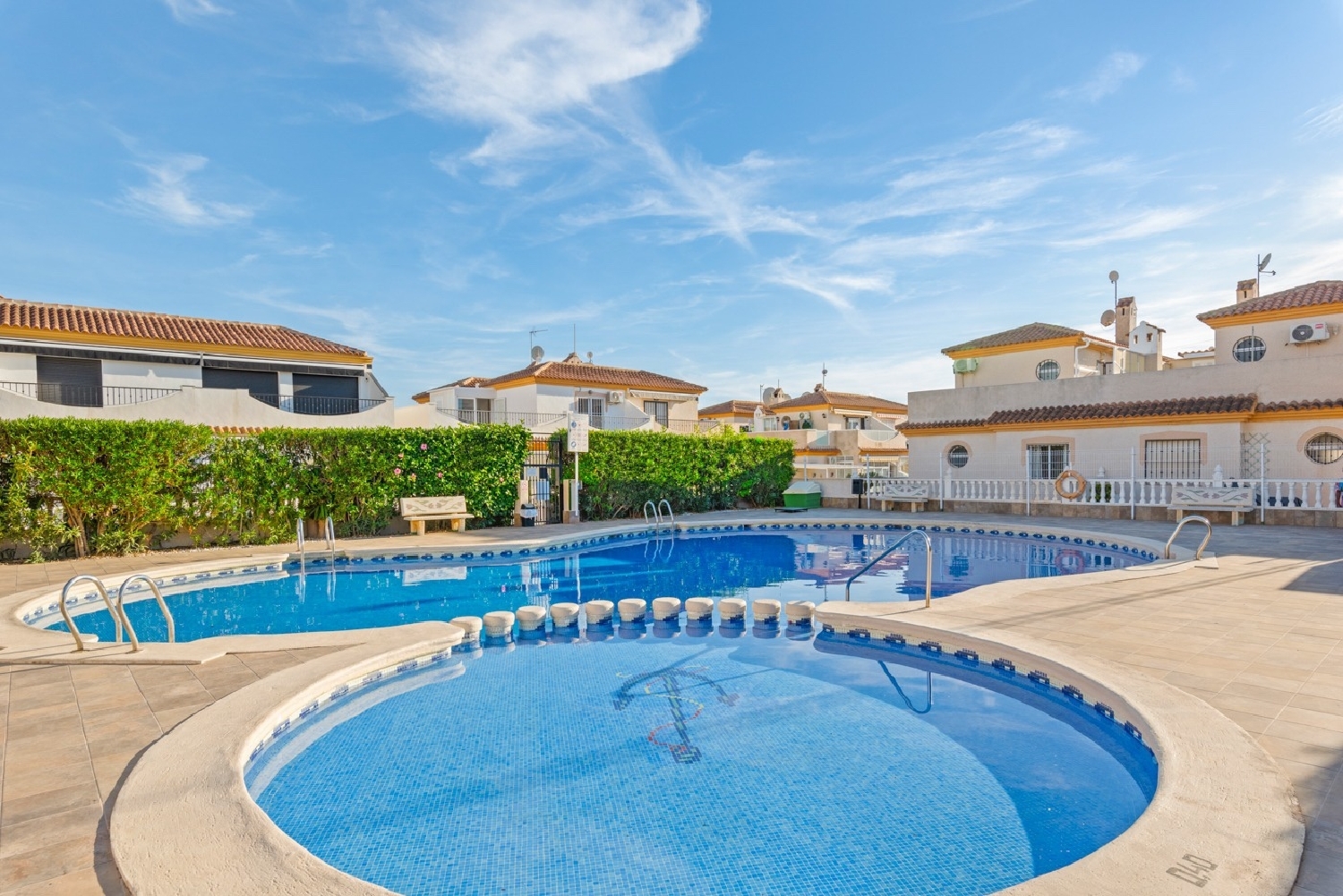  till salu hus Playa Flamenca Baix Segura 4
