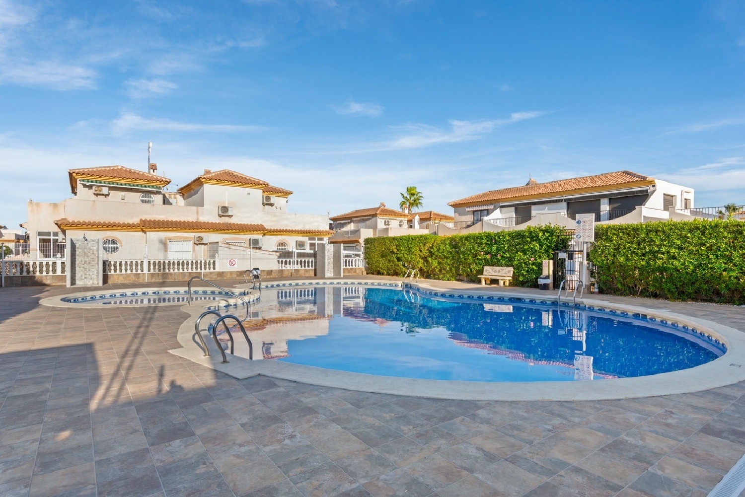 till salu hus Playa Flamenca Baix Segura 2