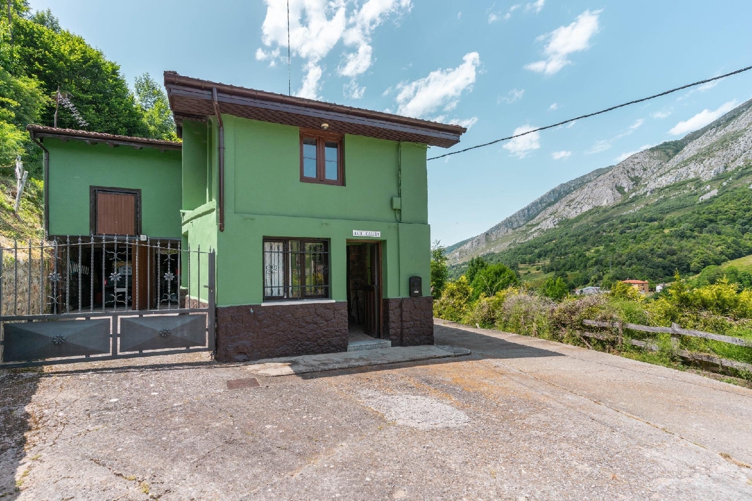  till salu hus Soto Nalón 1