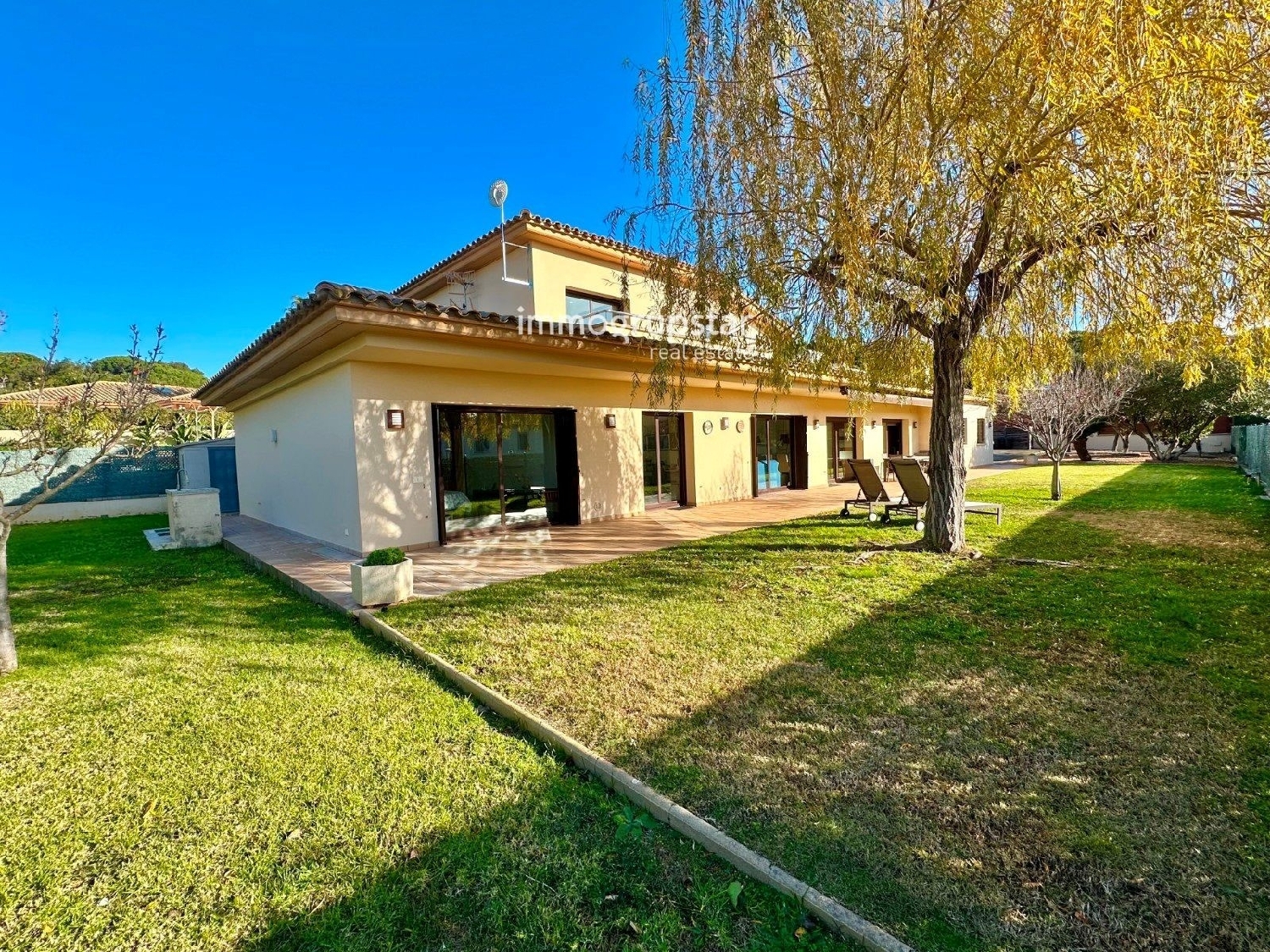  till salu hus Urbanitzacio Sant Daniel Baix Empordà 1