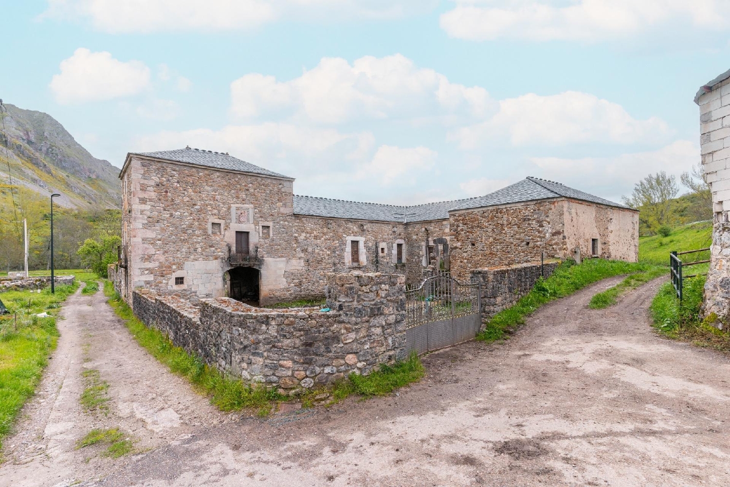 te koop huis Vega De Viejos Villablino 2