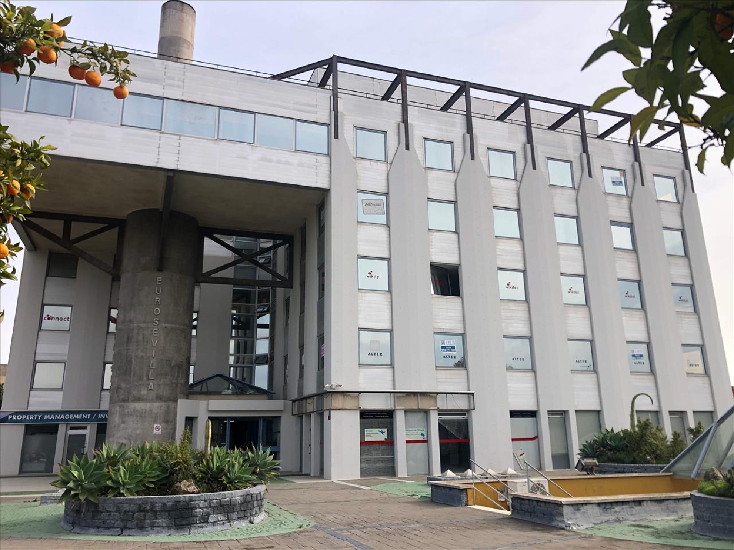 en venta oficina Sevilla La Nueva Sur 6