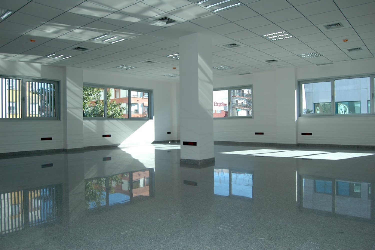  à vendre bureau Sevilla La Nueva Sur 5