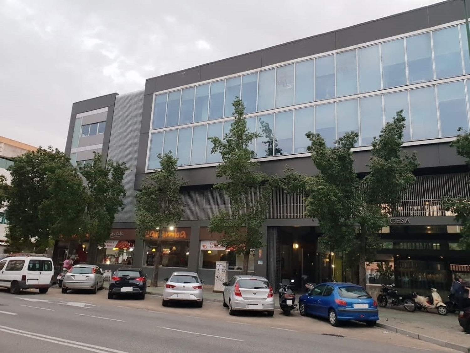  en venta oficina Sevilla La Nueva Sur 2