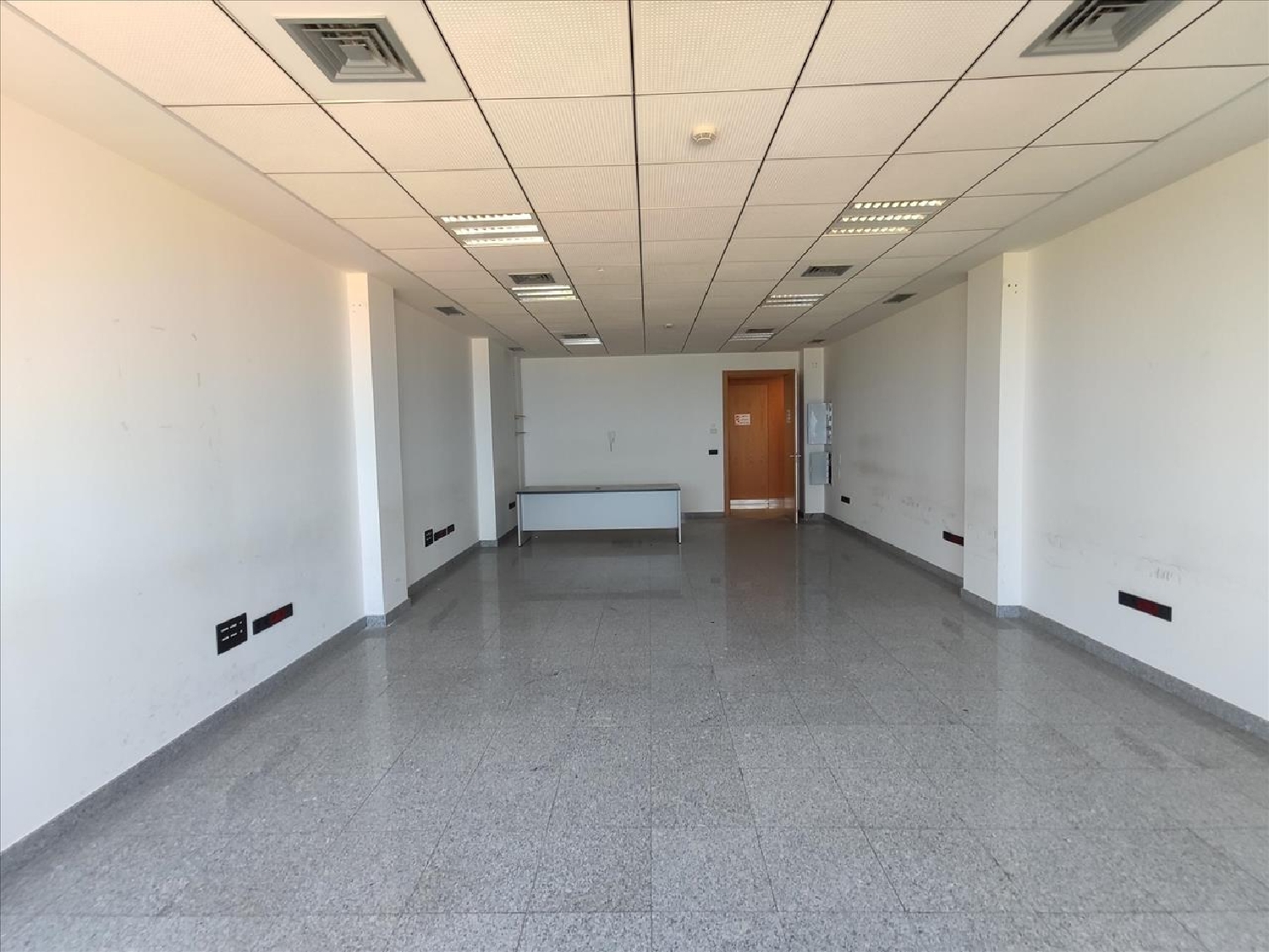  à vendre bureau Sevilla La Nueva Sur 4