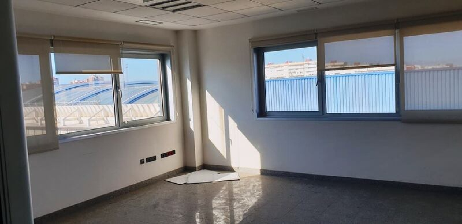  à vendre bureau Sevilla La Nueva Sur 1