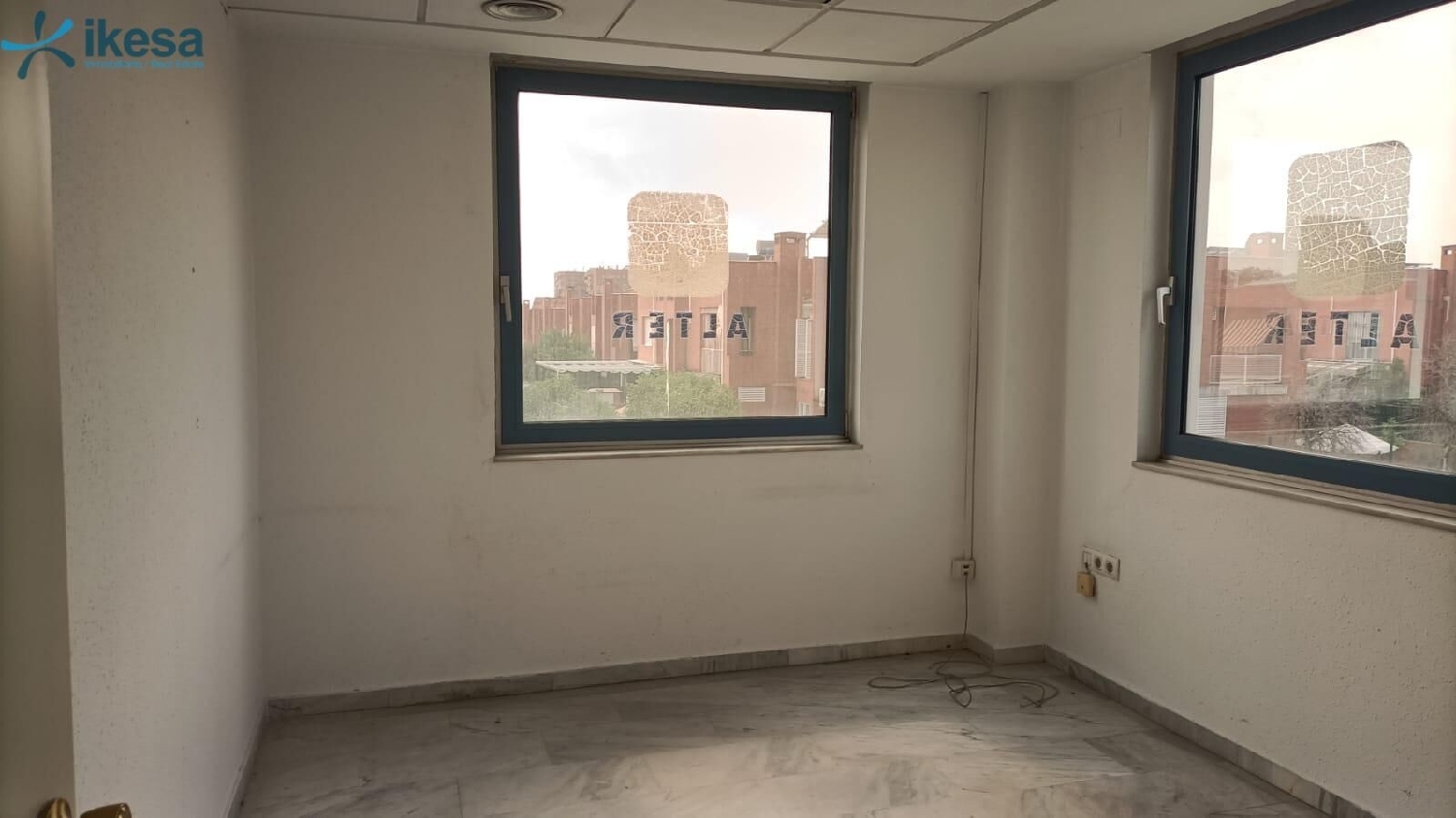  en venta oficina Sevilla La Nueva Sur 3