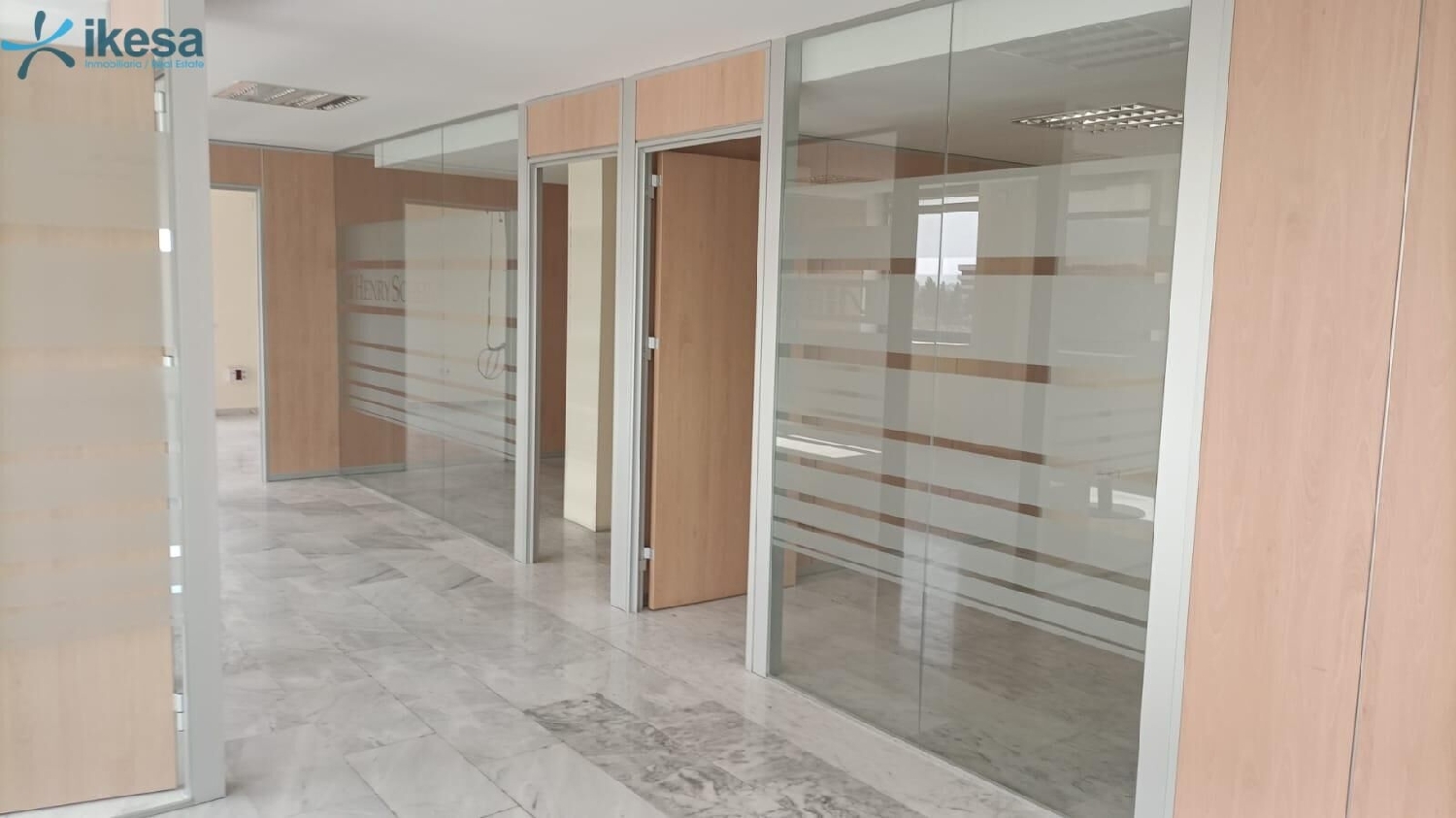  en venta oficina Sevilla La Nueva Sur 1