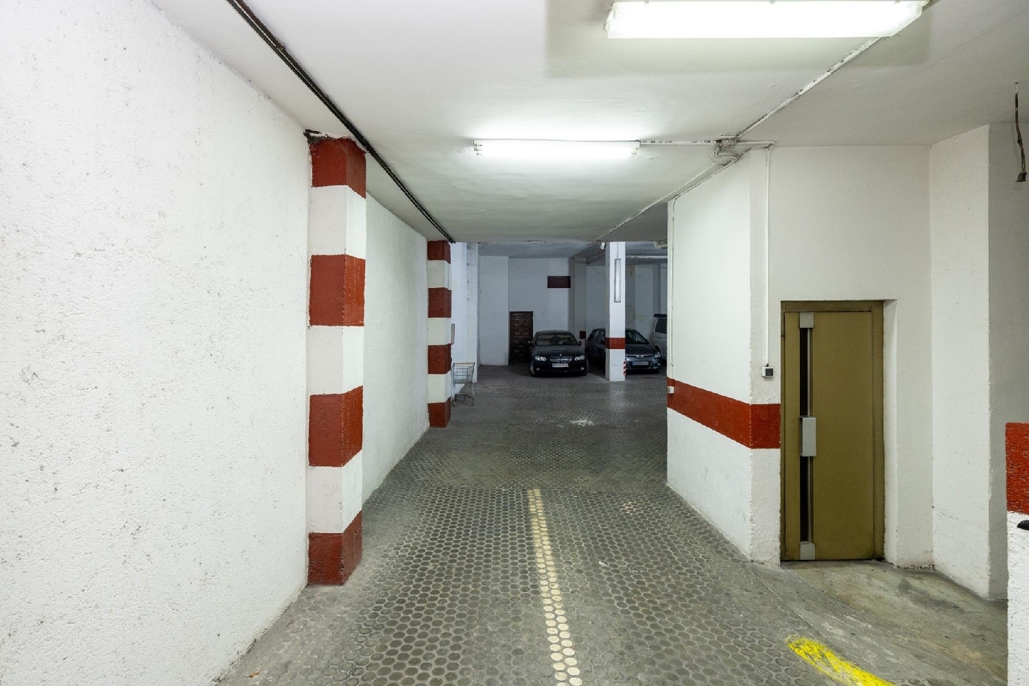  till salu parkering Granada Centro 18002 Vega De Granada 6