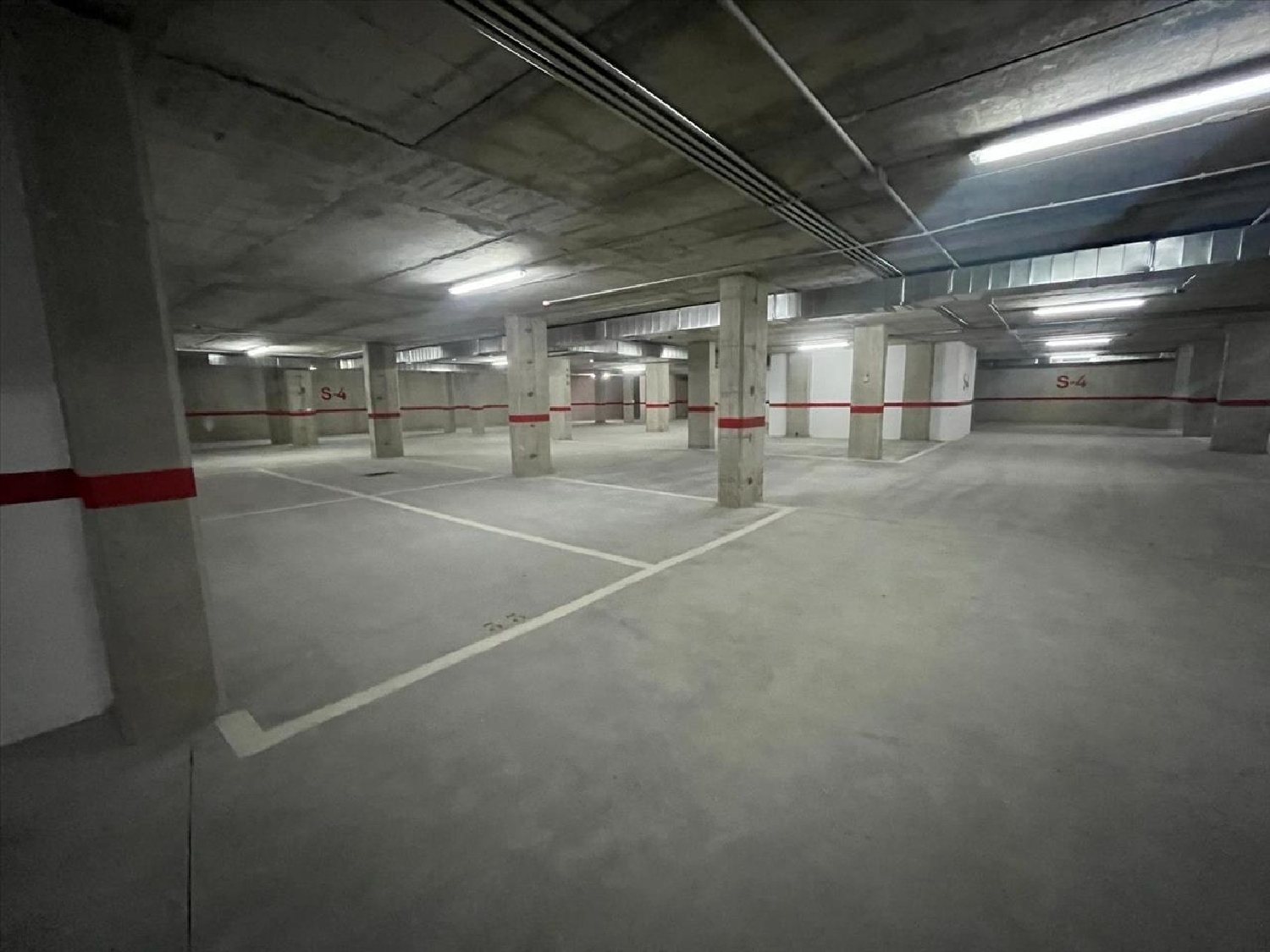  till salu parkering Pedreda Lugo 3