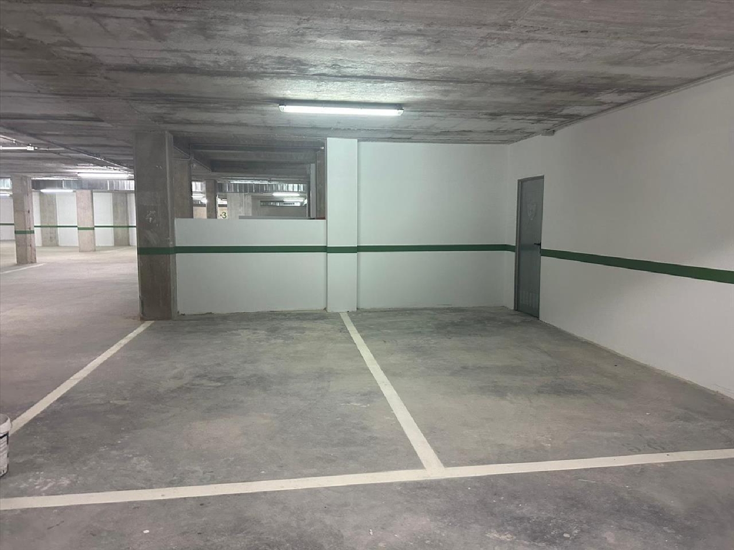  till salu parkering Pedreda Lugo 6