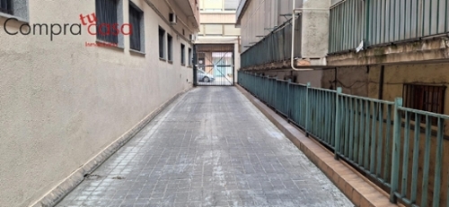 Segovia De Sacedón Campo De Salamanca parking space foto 6269573