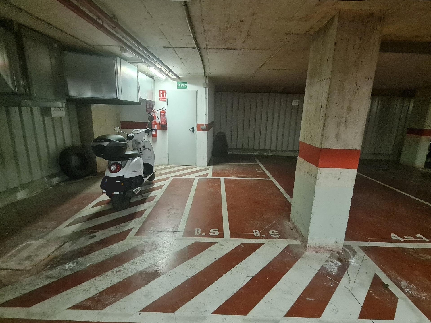 for sale parking space Sevilla La Nueva Sur 2
