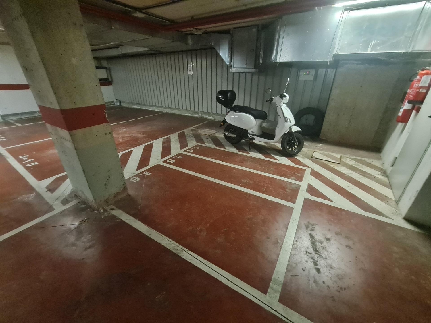 for sale parking space Sevilla La Nueva Sur 3