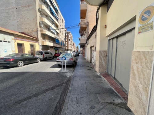Torrevieja Baix Segura parking space foto 6282034