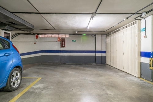 Zaidín Vega De Granada Parkplatz Bild 6267502