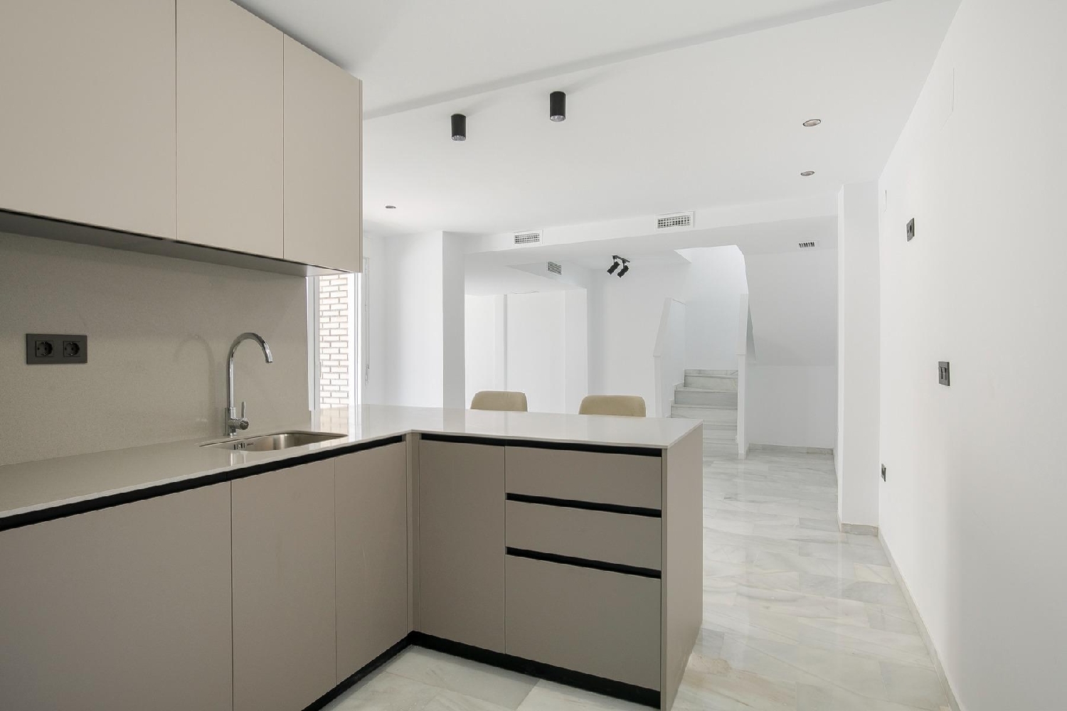  for sale penthouse Granada Vega De Granada 5