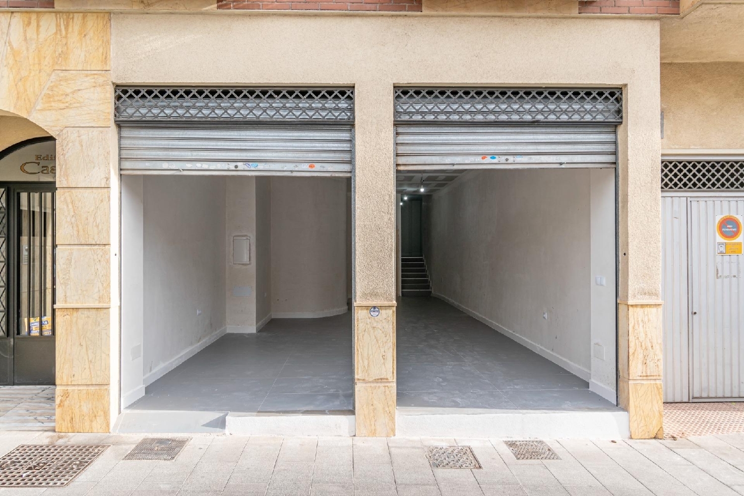  for sale commercial premise Albolote Vega De Granada 1