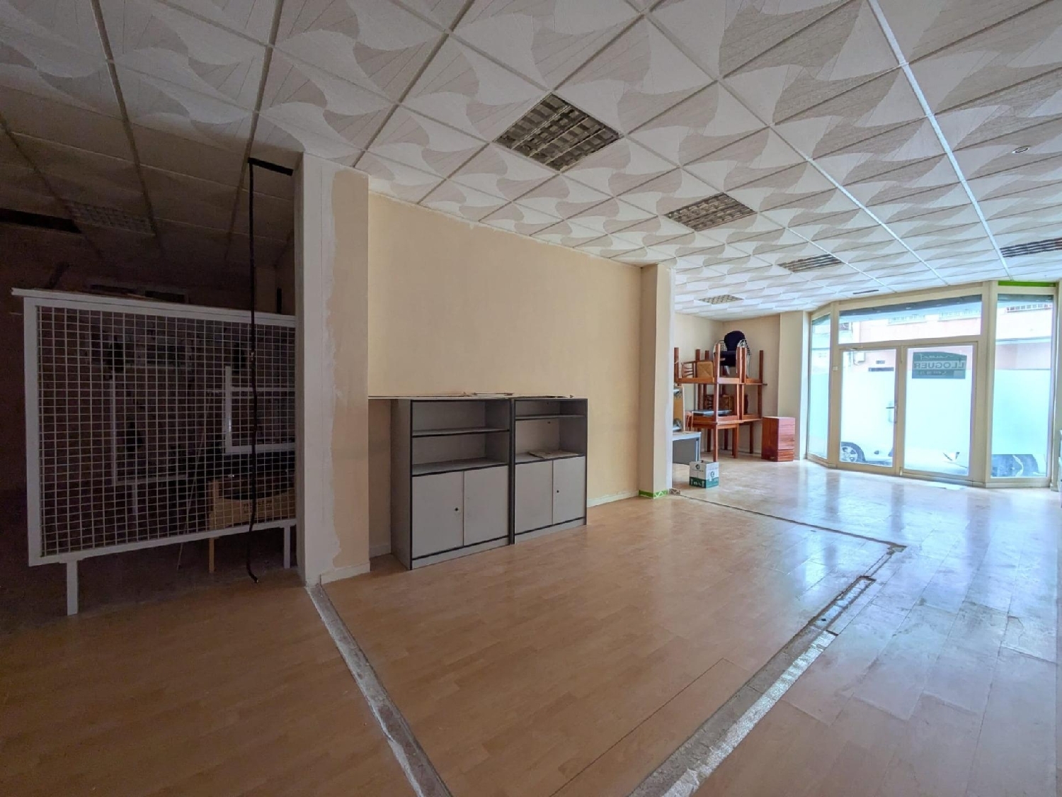 for sale commercial premise Amposta Montsià 2