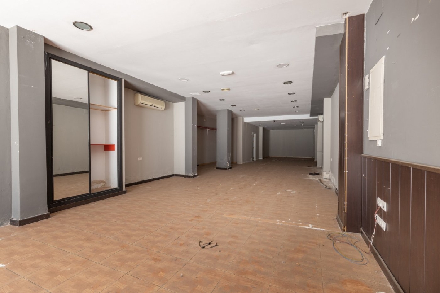  for sale commercial premise Armilla Vega De Granada 1