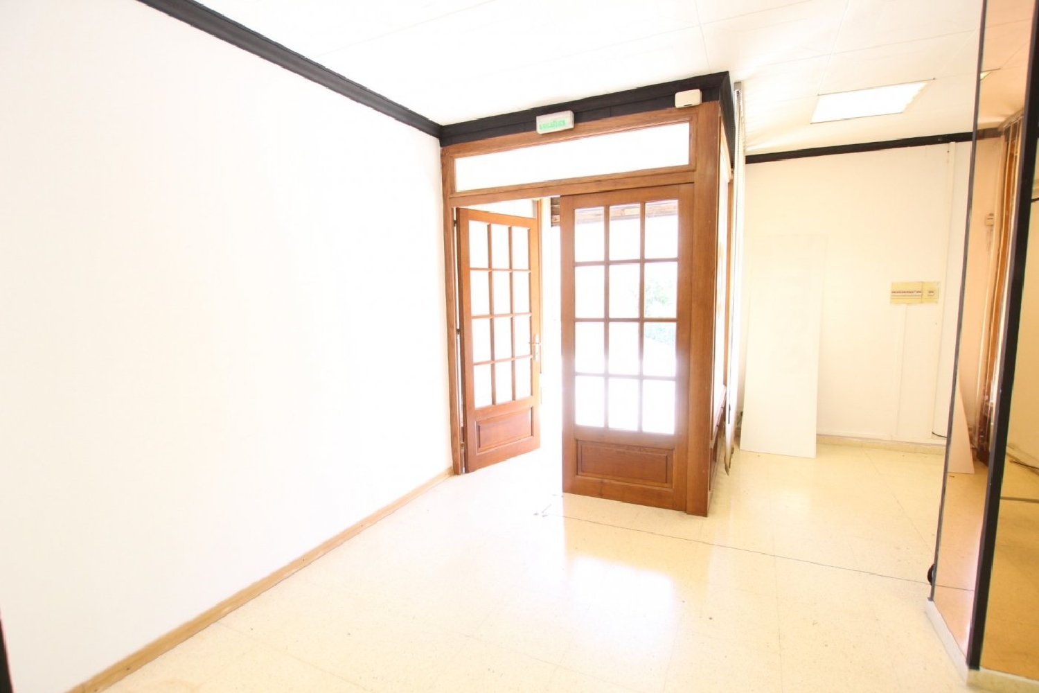  till salu lokal Barri Maritim Sector Sanatori Baix Penedès 8