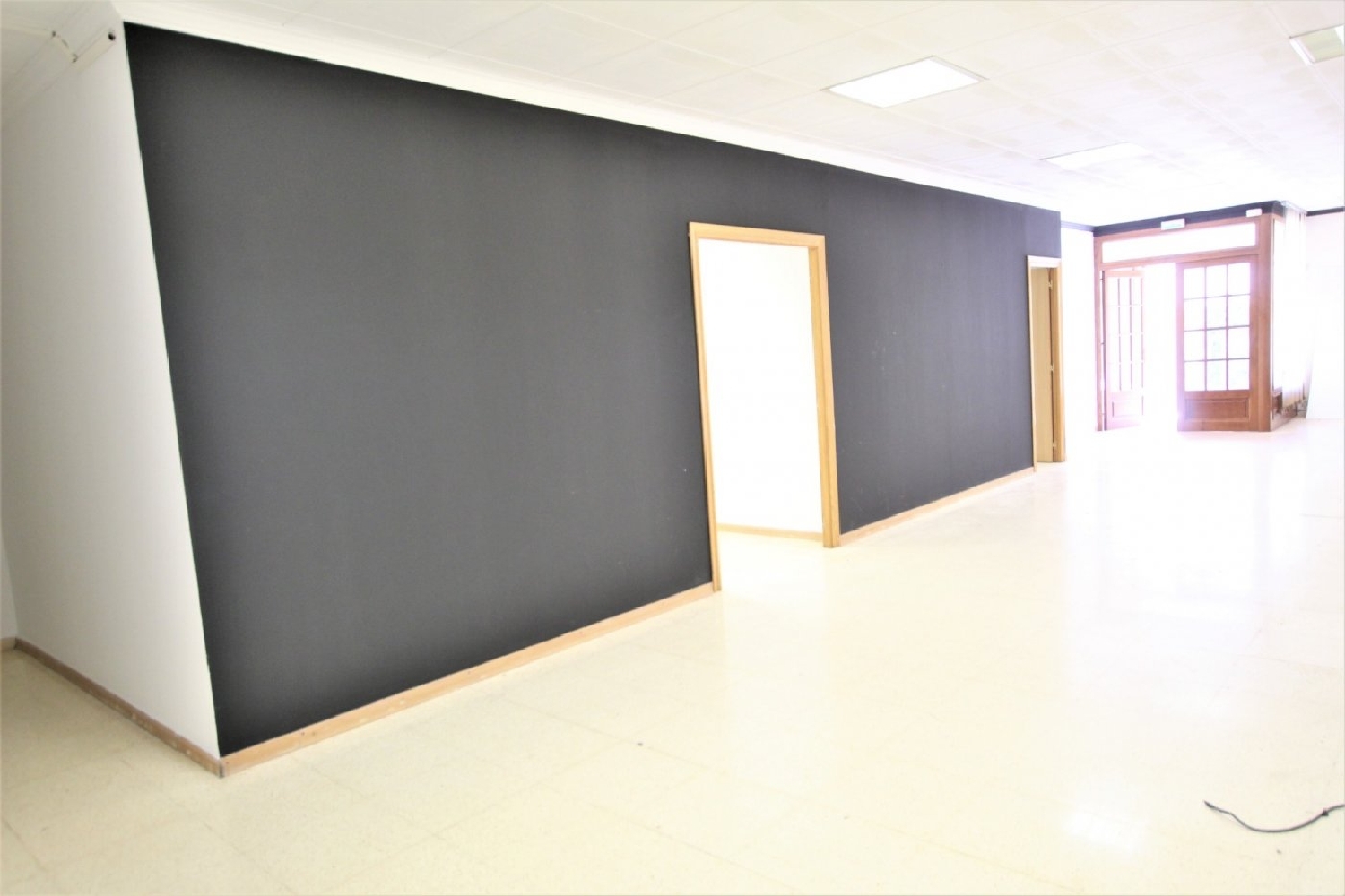  till salu lokal Barri Maritim Sector Sanatori Baix Penedès 6